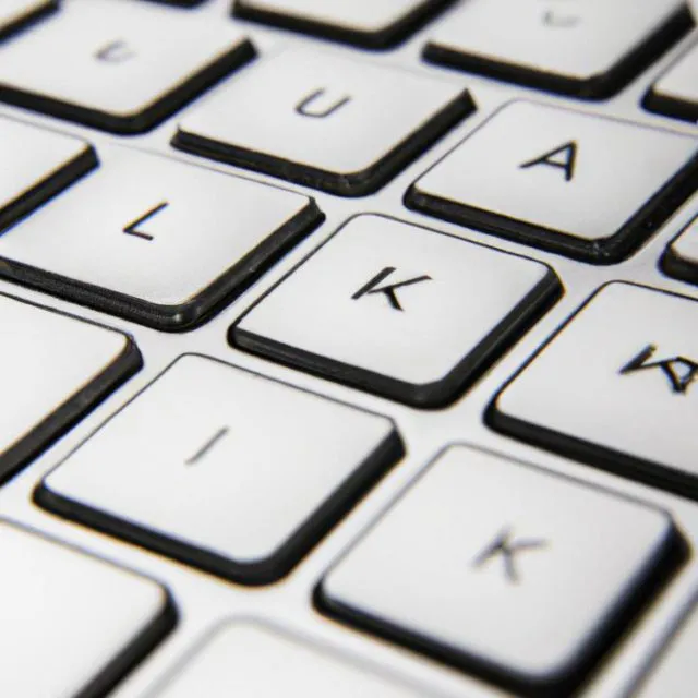 Do czego służy skrót ctrl alt delete na komputerze?